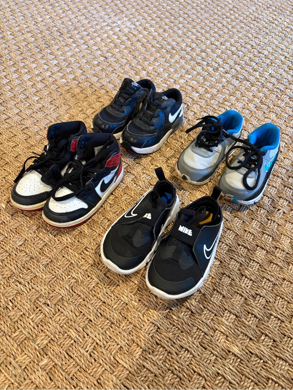 Nike shoe bundle